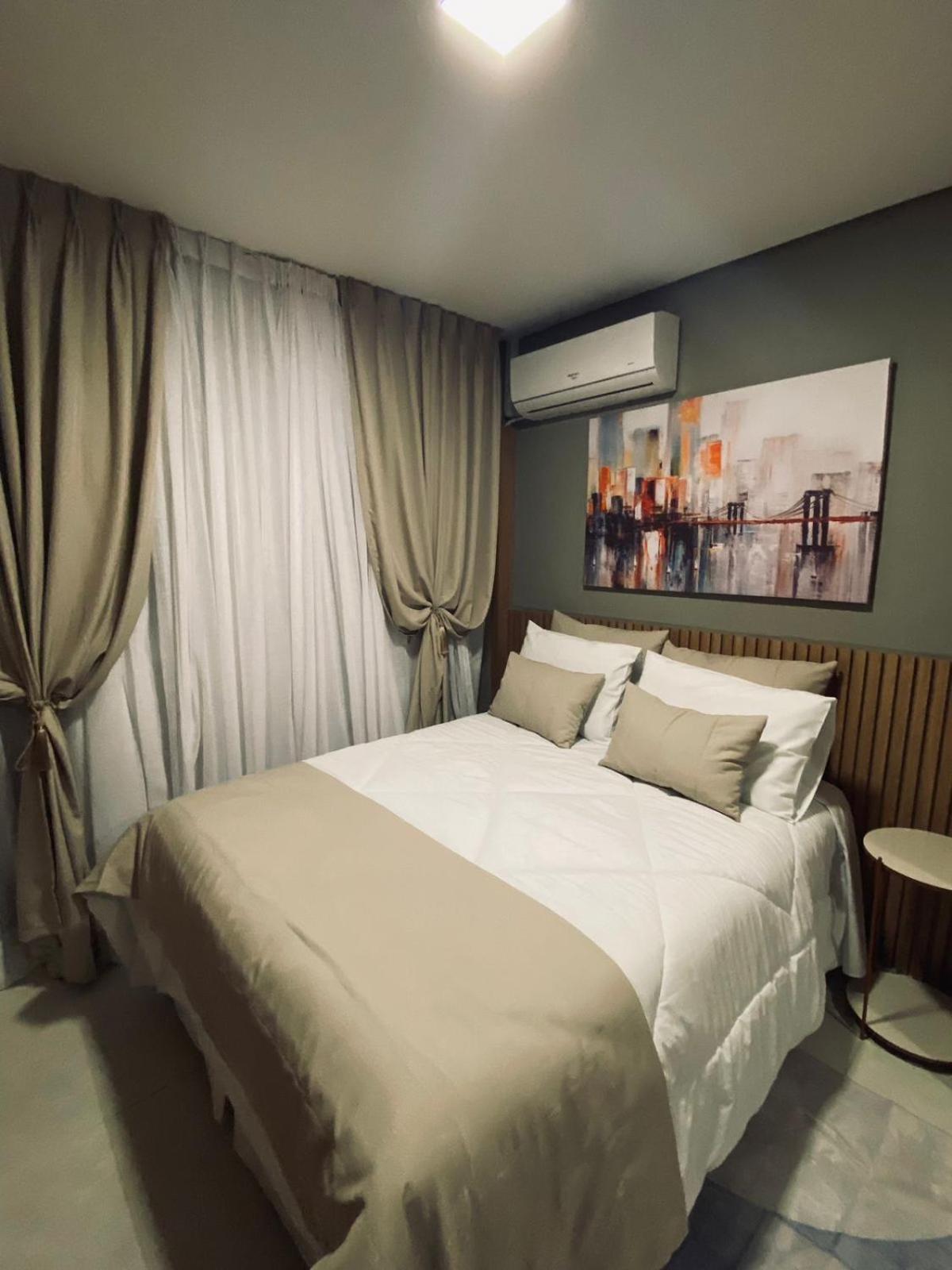London Apartment Resende